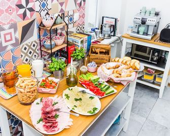 Chillout Hostel - Varsovie - Buffet