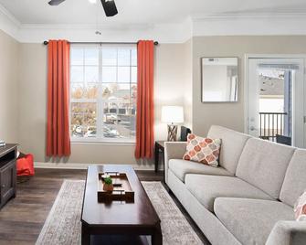 Relaxing Apt Close To Skiinghottub, Gym - Midvale - Wohnzimmer
