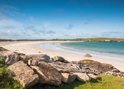 Galway Bay Lodge - Oranmore - Beach