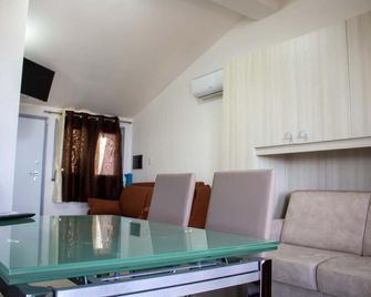 Frontemare Portoscuso - Portoscuso - Salle à manger