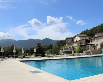 Relais Villa d'Assio - Colli Sul Velino - Pool