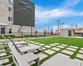 Everhome Suites El Paso Airport near Fort Bliss - Ель-Пасо - Зручності