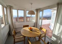 Istmo - Quiet, Cosy Apartment With Panorama Sunset - La Pared - Dining room