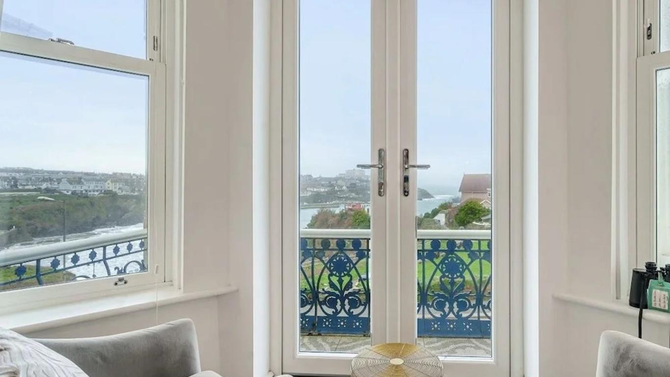 Lazy Waves Boutique B&B