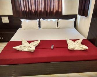 Hotel Silver Moon - Mumbaj - Sypialnia