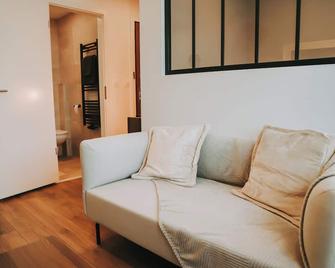 Cosy apartment near center/station - Metz - Wohnzimmer