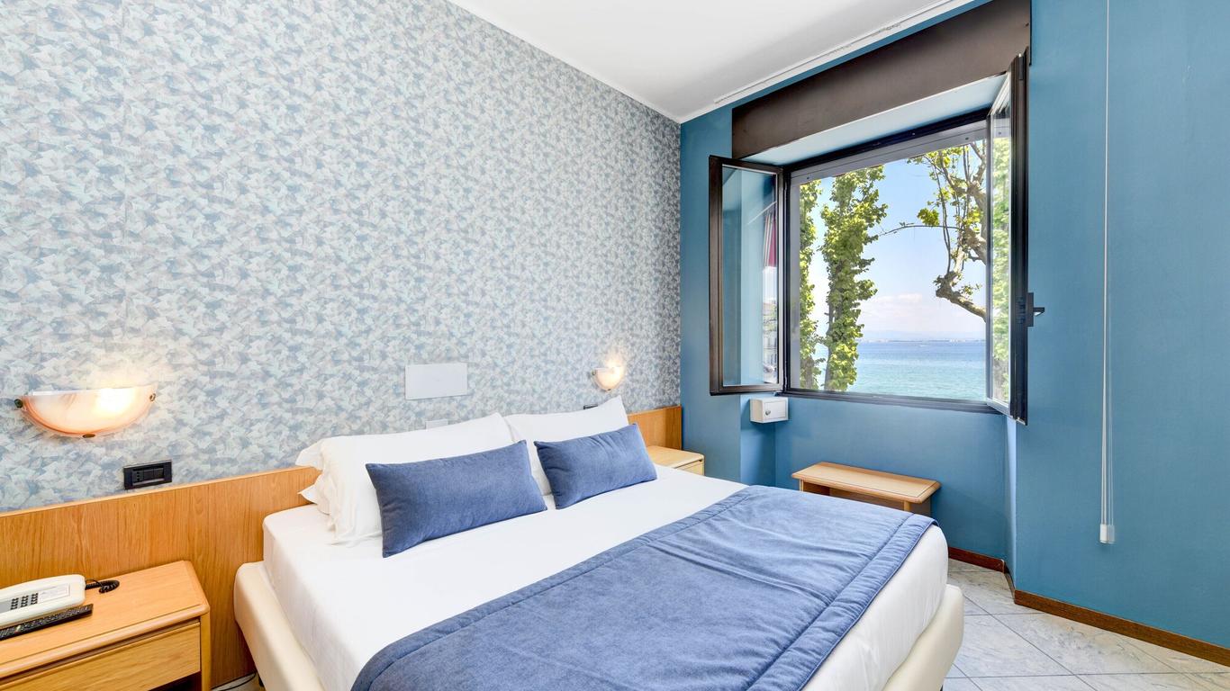 Hotel Aurora
