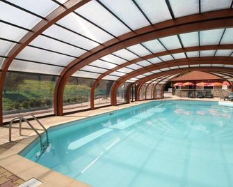 Chalet Aster 1 - Albaret-Sainte-Marie - Zwembad