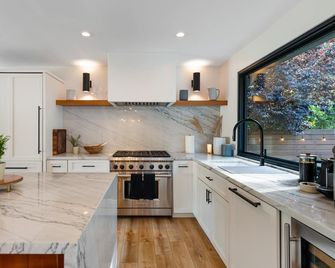 Vitality Shores | Sauna, Yoga Lawn, Beach Trail - Goleta - Cucina