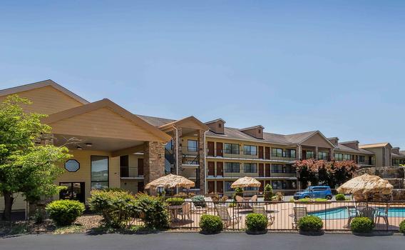 Quality Inn And Suites Sevierville Pigeon Forge 47 1 2 0