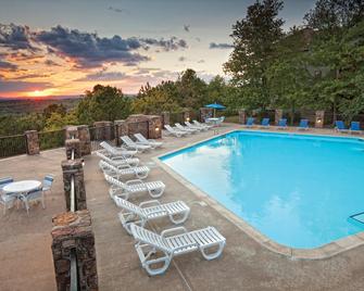 Wyndham Resort at Fairfield Bay - Fairfield Bay - Piscina