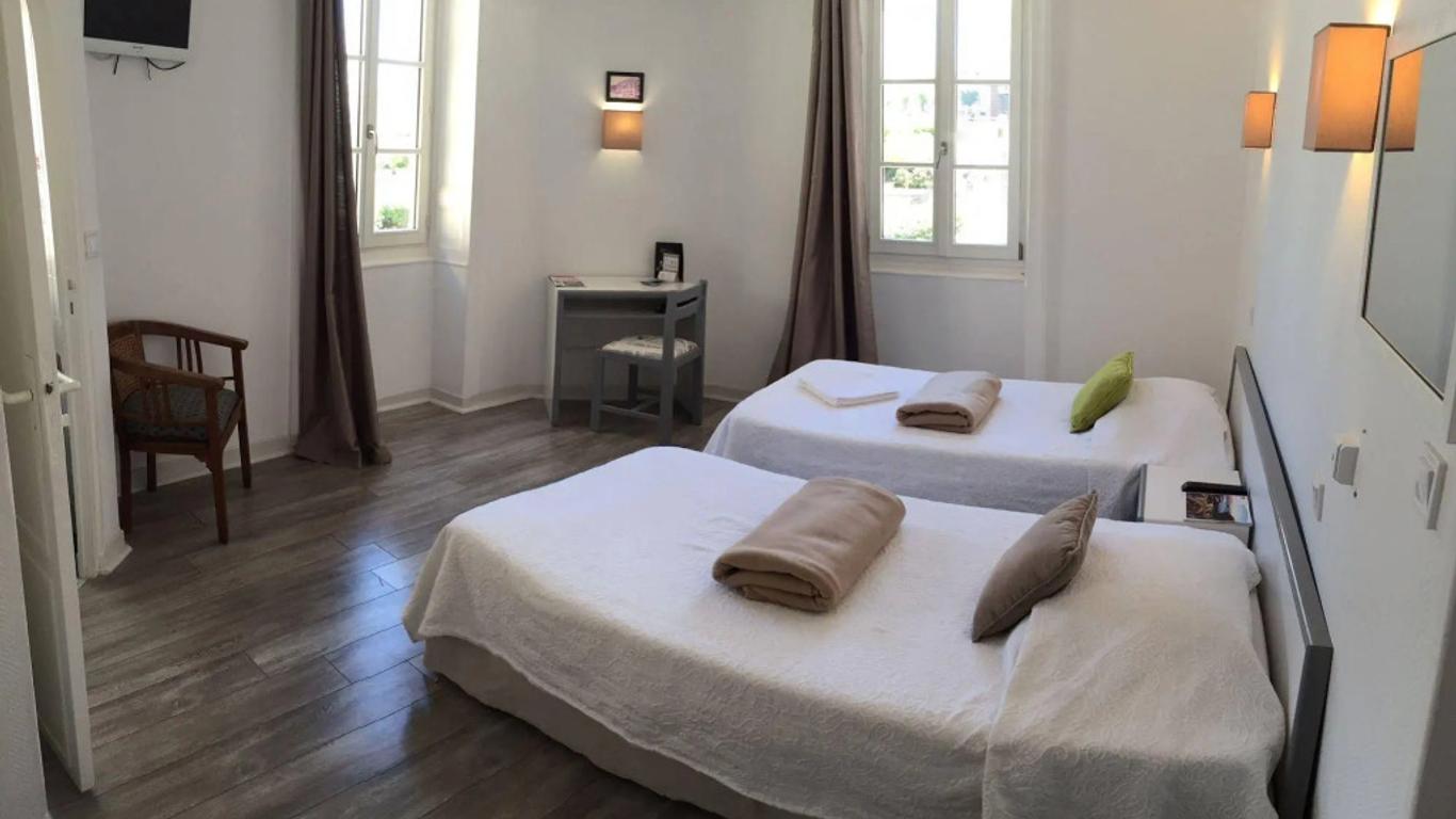 Le Petit Hôtel
