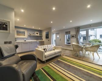 On the Waterfront / free private parking - Kinsale - Sala de estar