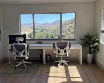 Awesome view, 3-bedroom house in Canyon Lake with great amenities and WiFi - Canyon Lake