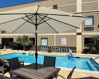 Red Roof Inn Moss Point - Moss Point - Басейн
