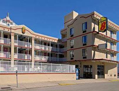 Super 8 by Wyndham Atlantic City - Atlantic City - Rakennus