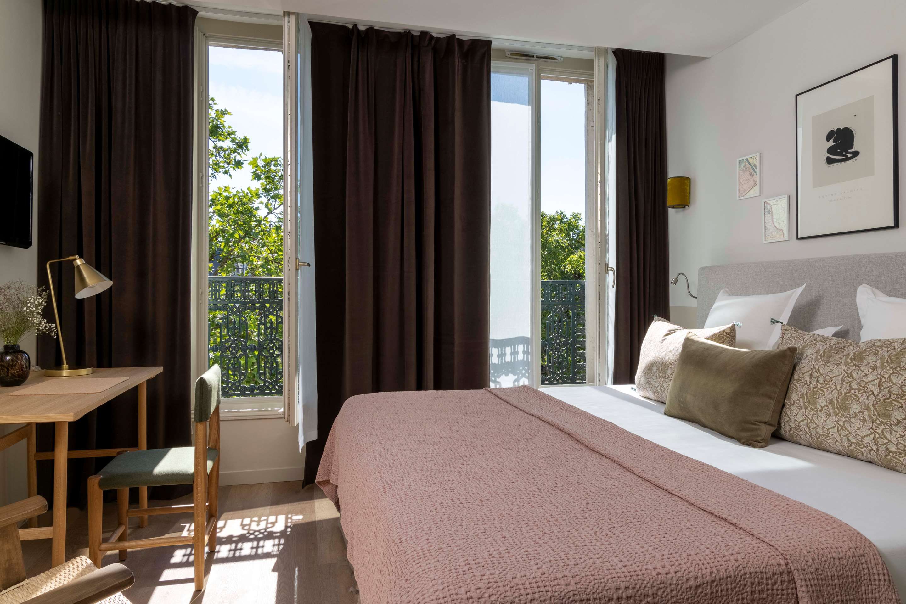 Bedroom view of Le Petit Beaumarchais Hotel & Spa