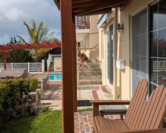 Quiet Apartment with wonderful harbour views and pool - Saint George's - Pool