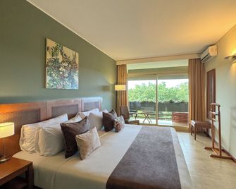 Hotel Raices Esturion - Puerto Iguazú