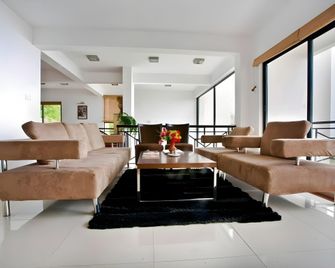 Bhangeri Durbar Resort - Nagarkot - Lobby