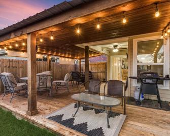 Spacious 3bed 2bath Family Home - Sanger - Patio