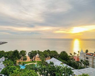 Ravindra Beach Resort & Spa - Pattaya - Utsikt