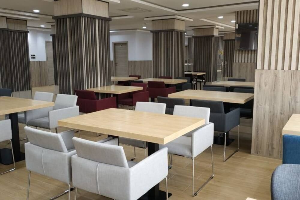 Hôtel Zinou zm