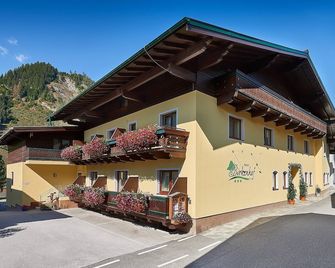 Frühstückshotel Birkenhof - Rauris - Budova