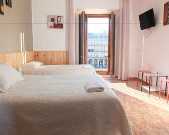 Los Angeles Plaza - Salamanca - Bedroom