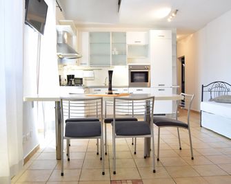Residence Segattini - Riva del Garda - Cocina