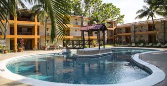 Hotel Plaza Palenque - Palenque - Bể bơi