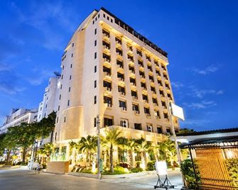 The Palazzo Hotel - Bangkok - Byggnad