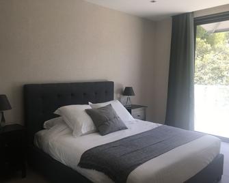Le Patio des Mimosas - Cassis - Bedroom