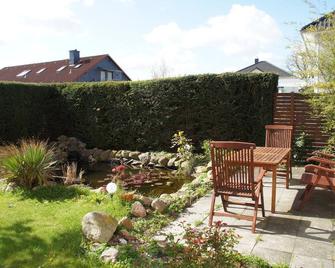 Large 84sqm vacation apartment with garden in Wunstorf - Wunstorf