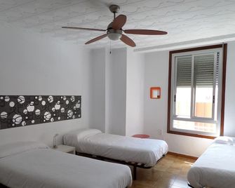 Russafa Youth Hostel - Valência - Quarto