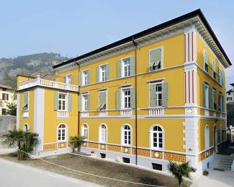 Residence Villa Nicole - Arco - Budynek