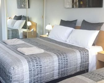 White Manor Motel - Cooma - Schlafzimmer
