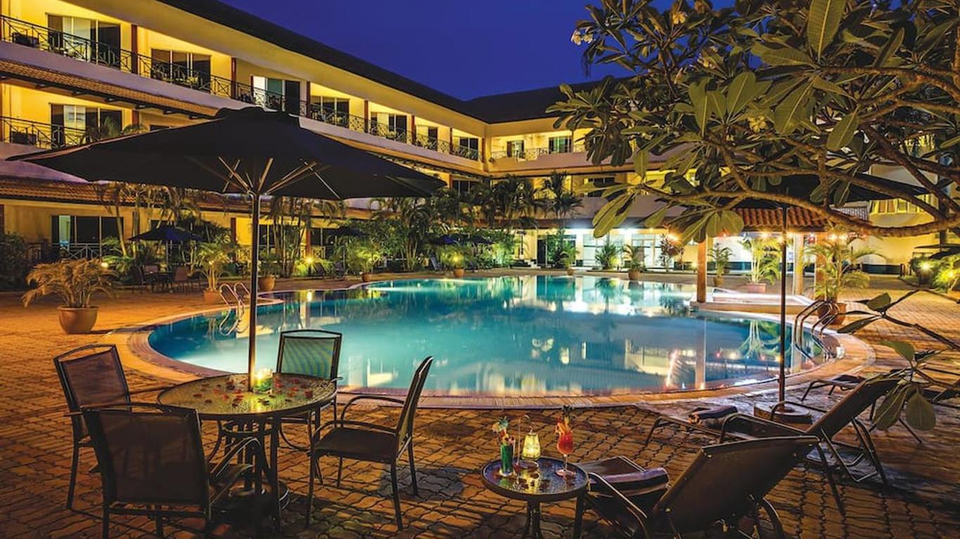 The Qamar Paka Resort