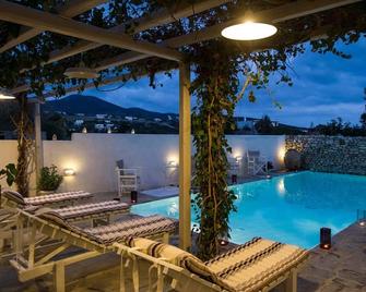 阿芙羅狄蒂酒店 - 帕羅斯島 - 帕羅奇亞 - 游泳池