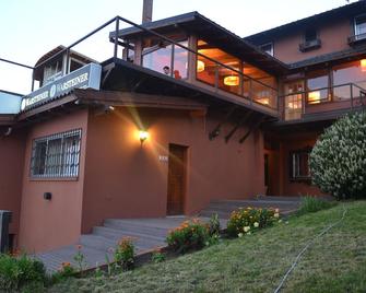 Hostel Inn Bariloche - Bariloche - Gebouw