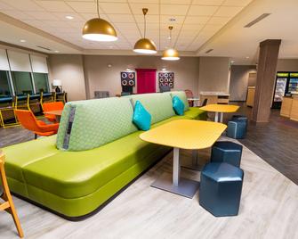 Home2 Suites by Hilton San Antonio at the Rim - San Antonio - Lounge