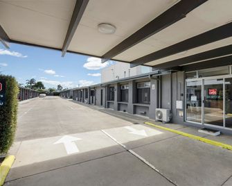 Castle Motel Bairnsdale - Bairnsdale - Gebäude