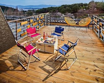Gyeongju Kolon Hotel - Gyeongju - Balcón