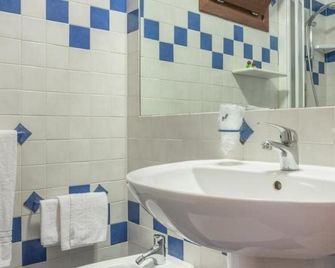 Hotel Villa Canu - Cabras - Baño