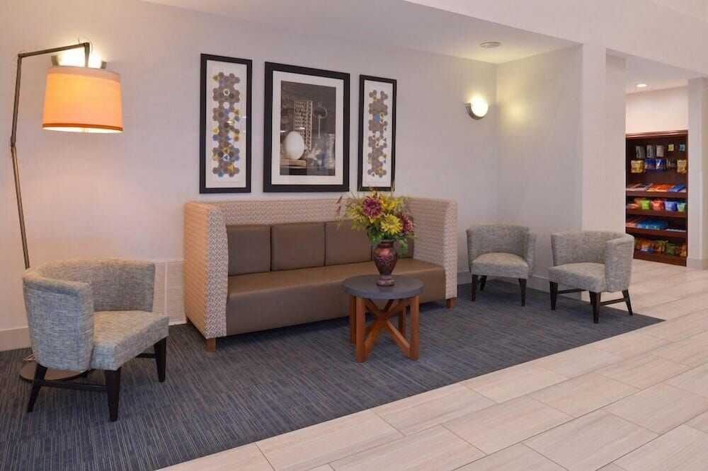 Holiday Inn Express Hotel & Suites Austin - Highway 620 & 183