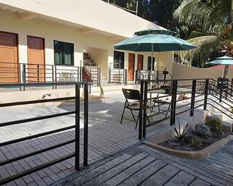 Joaquim's Lodge - Oslob - Lobby