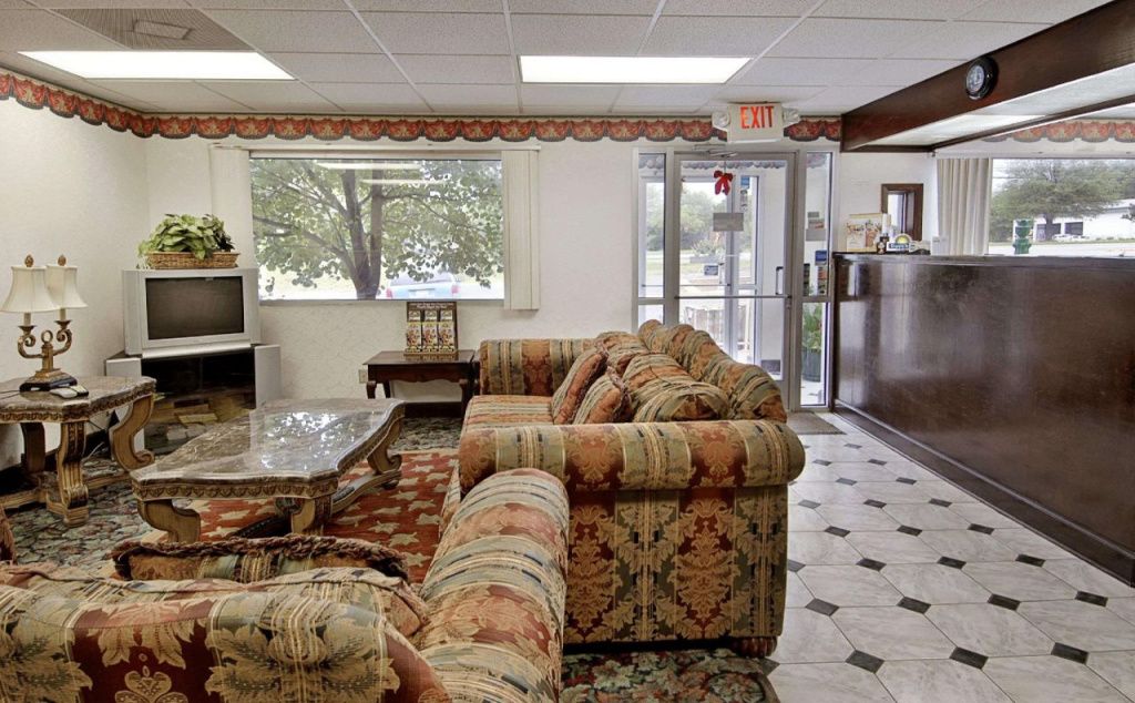 Rodeway Inn Concord - Kannapolis - קונקורד - לובי