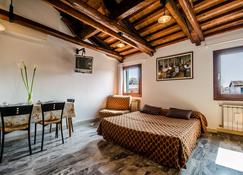 Venice Apartments - Venedik - Yatak Odası