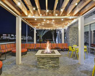 Home2 Suites by Hilton Richmond Hill Savannah I 95 - Richmond Hill - Innenhof
