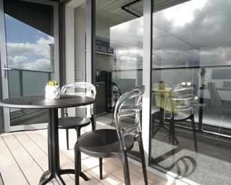 Park Hotel - Auckland - Balcony